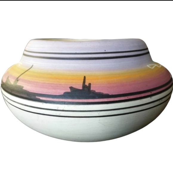 Native American Navajo Hand Painted Incised Art Pottery Southwestern Signed Vtg - Picture 13 of 13